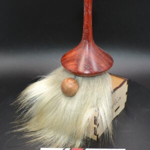 "Nisse" nommé MERLIN (Gnome) en bois