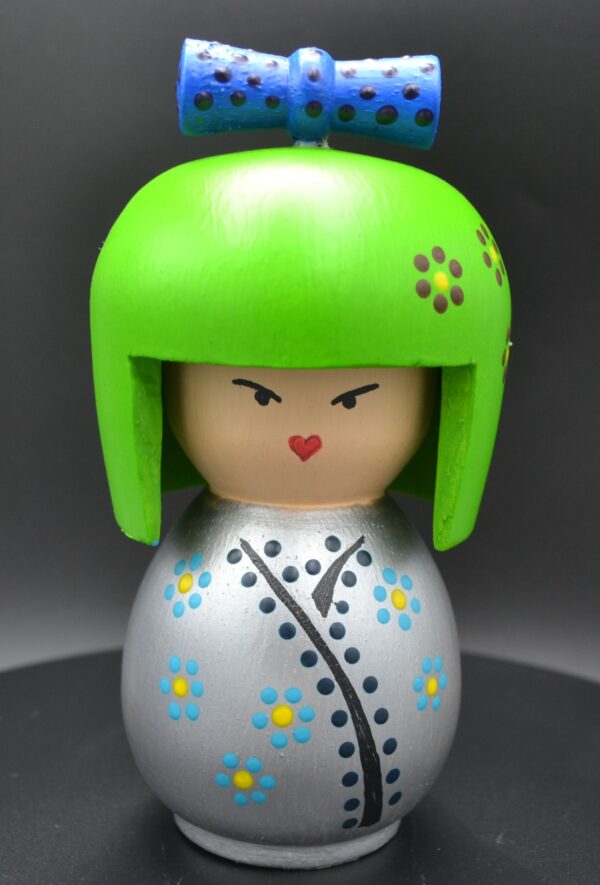 KOKESHI "Happy Summer #003" en Hévéa